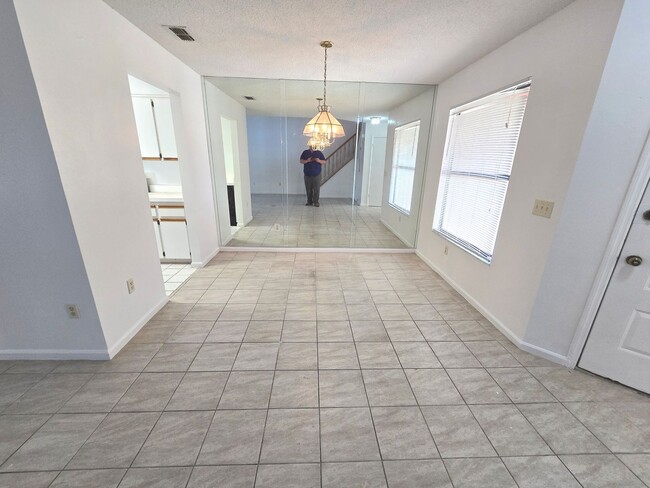 Building Photo - Altamonte Springs - 3 Bedroom, 2 Bathroom ...