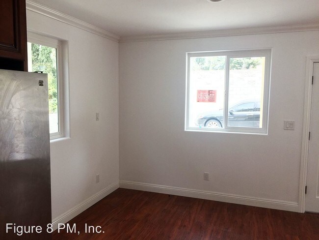 Building Photo - 2 br, 1.5 bath Apartment - 1343 W Temple St