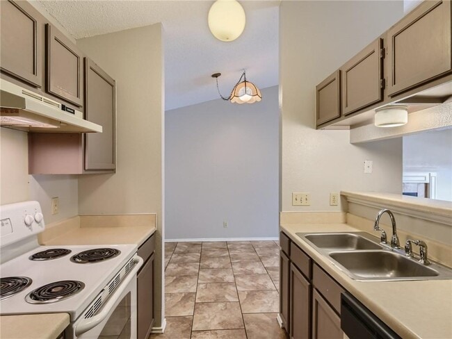 Building Photo - 529 Cutty Trail