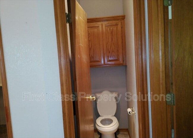 Building Photo - 2208 SW 138th St