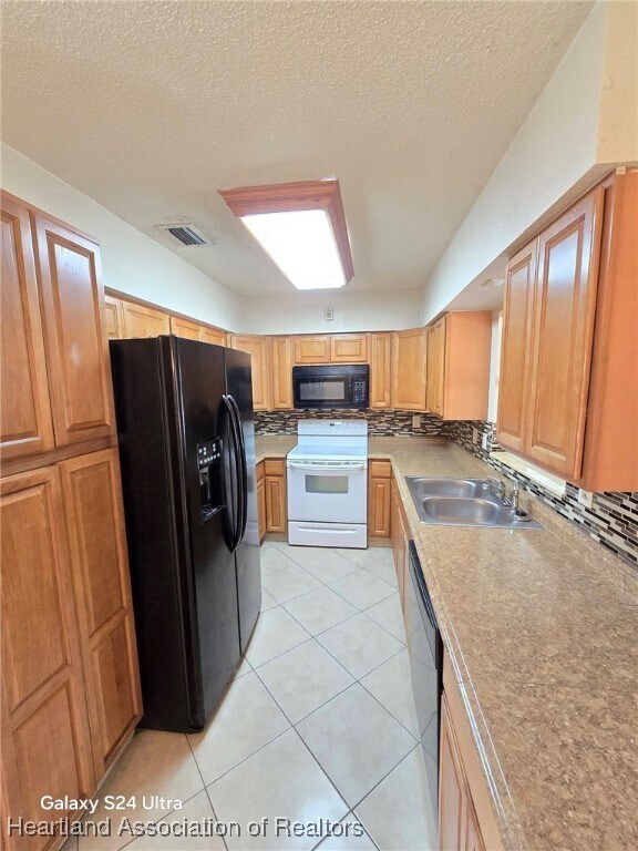 Foto del edificio - 309 Sparrow Ave