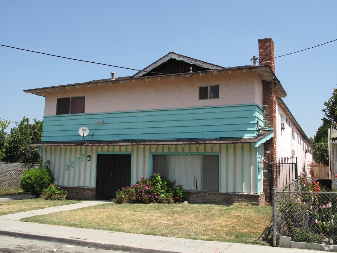 Building Photo - 3577 Platt Ave
