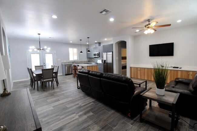 Foto del edificio - 3 bedroom home in the Yuma Valley
