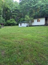 Building Photo - 431 Mountain Vis Dr