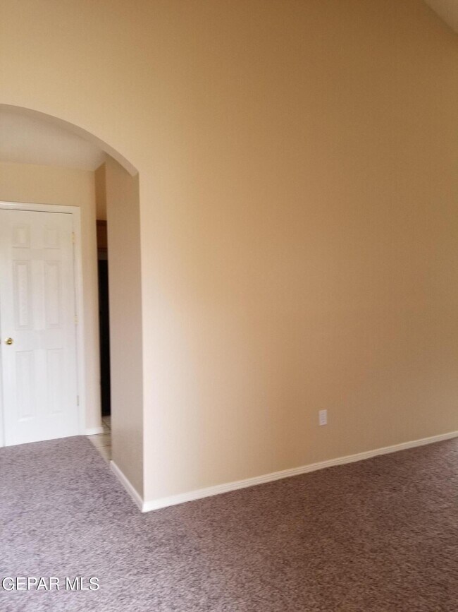 Building Photo - 103 Desert Sage Ct
