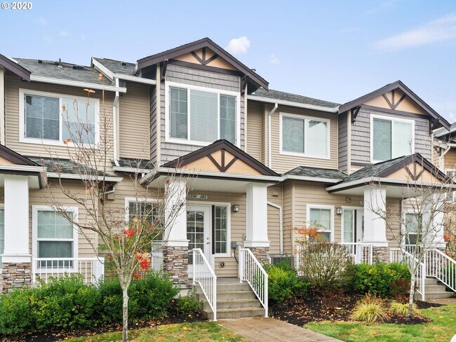 Building Photo - Charming 2Bd/2.5Ba Townhome Located in the...