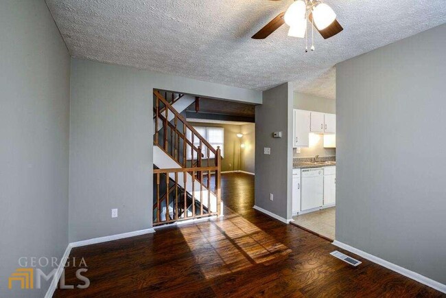 Building Photo - 2887 Royal Path Ct