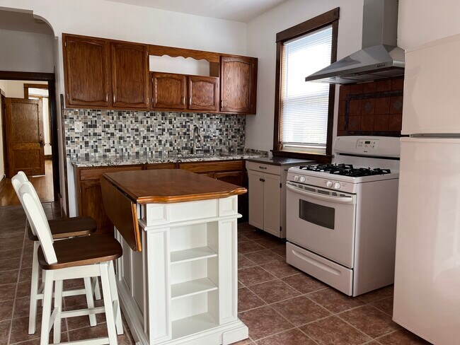 Foto del edificio - 3735 W Belden Ave