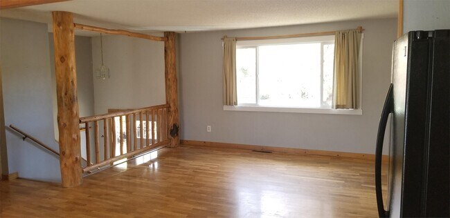 Building Photo - 421 N 17th Ave