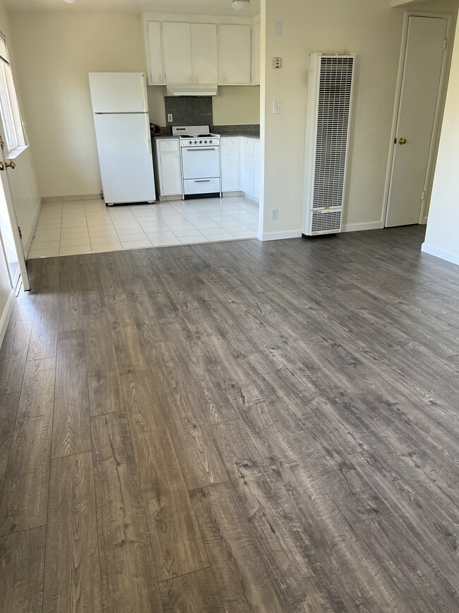 Sala de estar - 1321 Addison St