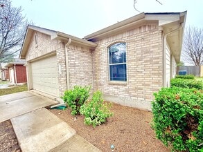 Building Photo - 12309 Drummond Dr