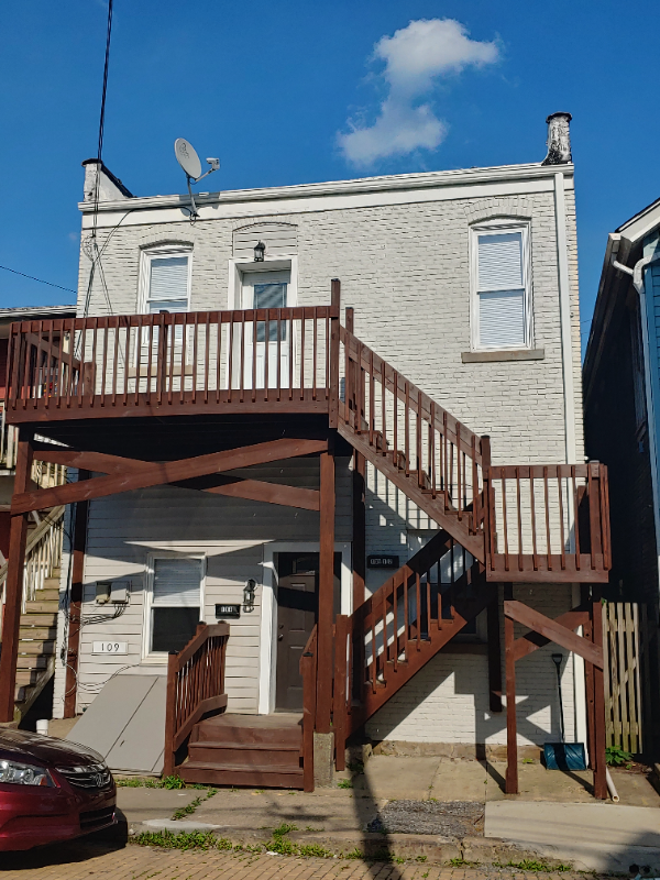 Primary Photo - 109 2nd Ave