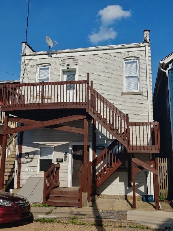 Building Photo - 109 2nd Ave