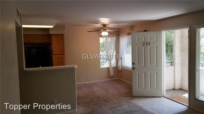 Building Photo - 3066 Tarpon