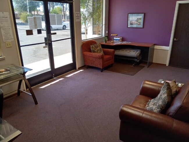 Foto del edificio - 4790 Dewey Dr