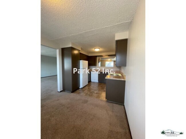 Building Photo - 4521 Yakima Ave