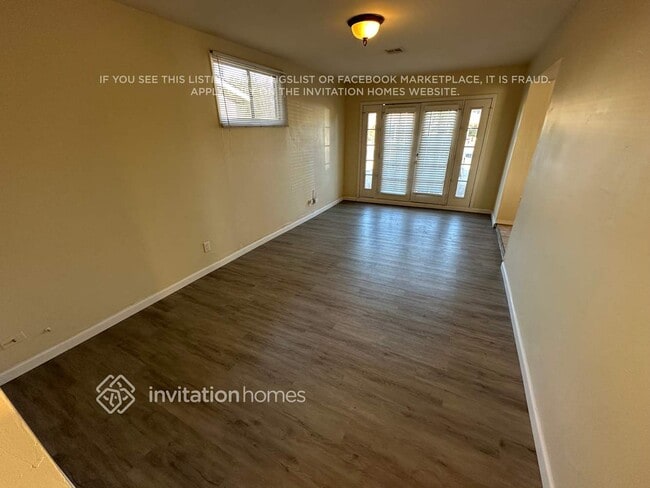 Foto del edificio - 3725 E Sheridan St