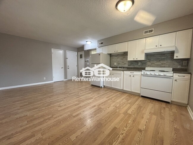 Foto del edificio - 229 College Ave