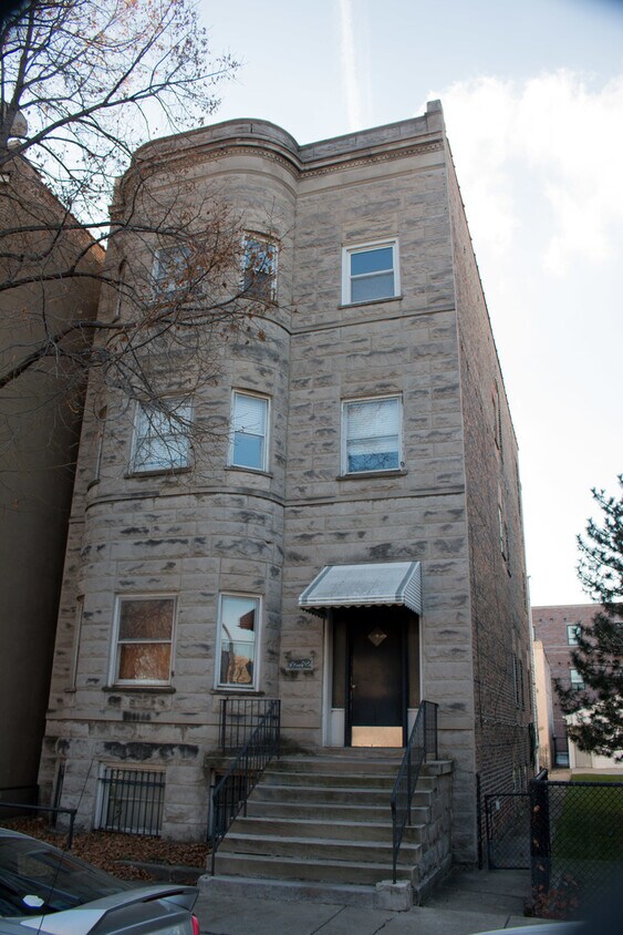 Primary Photo - 3252 S Princeton Ave