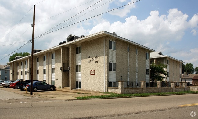 Stonecrest Apartments