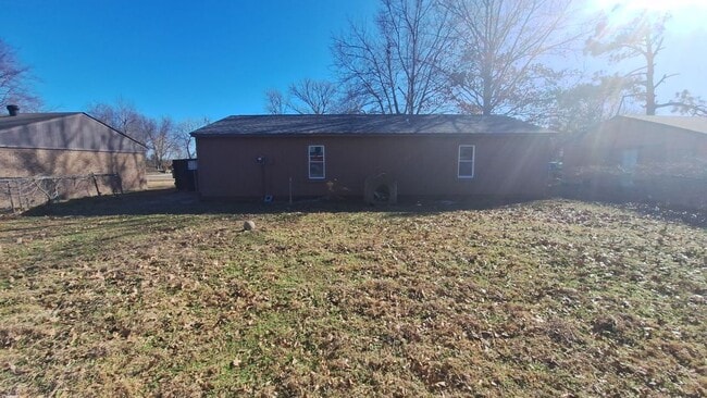 Building Photo - 62 Harvard Rd