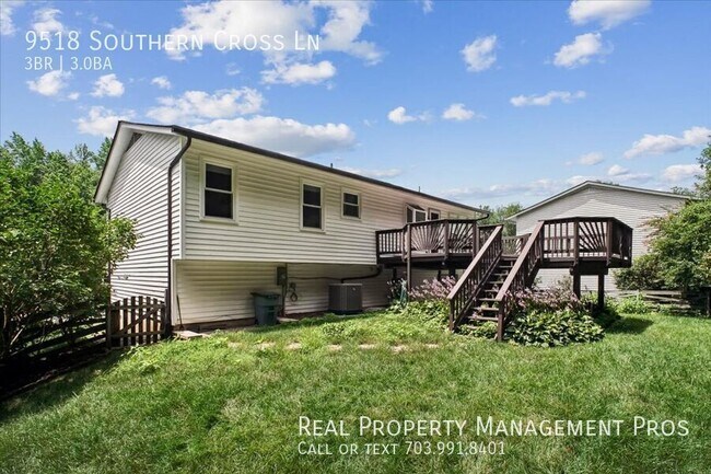 Foto del edificio - 9518 Southern Cross Ln