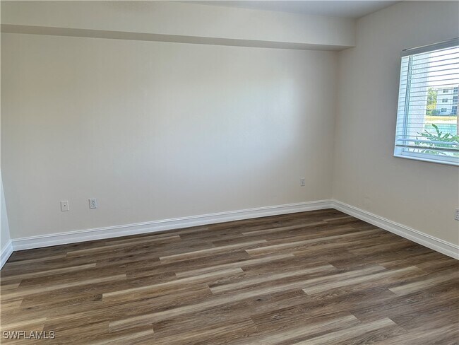 Building Photo - 7818 Great Heron Way
