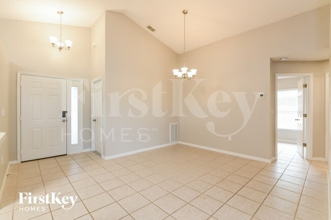 Foto del edificio - 148 Heavenwood Ct