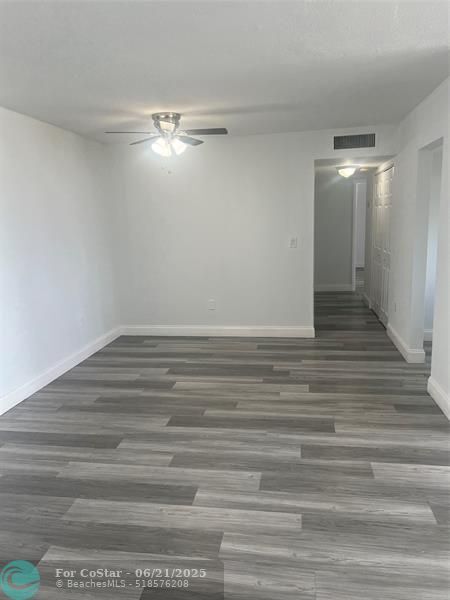 Foto del edificio - 9441 SW 4th St