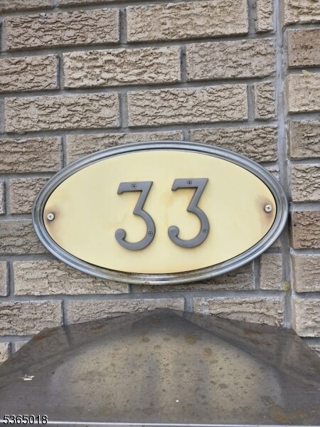 Foto del edificio - 33 Park Dr N