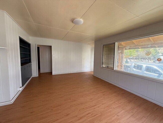 Foto del edificio - Single level 3 bedroom/1.5 Bath