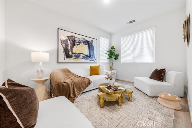 Foto del edificio - 16471 Globetrotter Ave