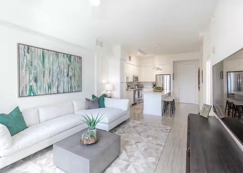 7021 Peters Rd, Plantation, FL 33317 Room for Rent in Plantation, FL