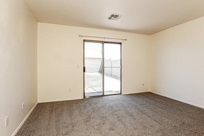 Building Photo - 8418 W Monterey Way