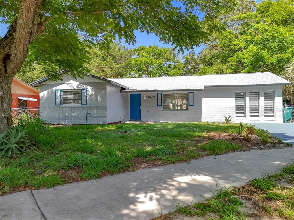 Foto principal - 1307 Jean Ct