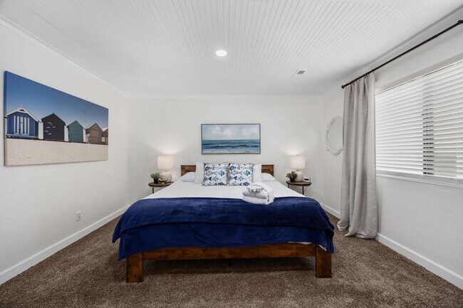 Foto del edificio - 209 75th Ave N