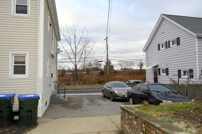 Foto del edificio - 78 Gano St