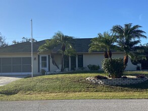 Building Photo - 10123 Bay Ave