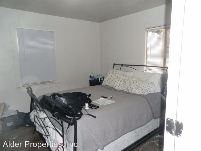 Foto del edificio - 459 E 7th St