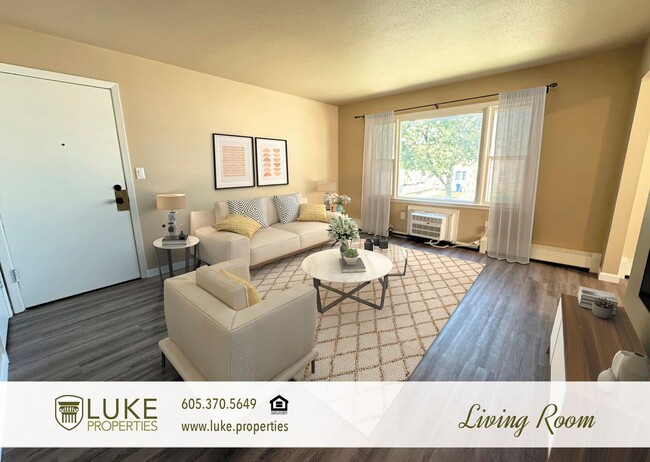 Building Photo - 316 N Lake-4