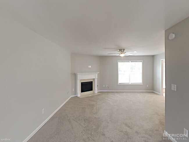 Building Photo - 5761 Castlebrook Dr