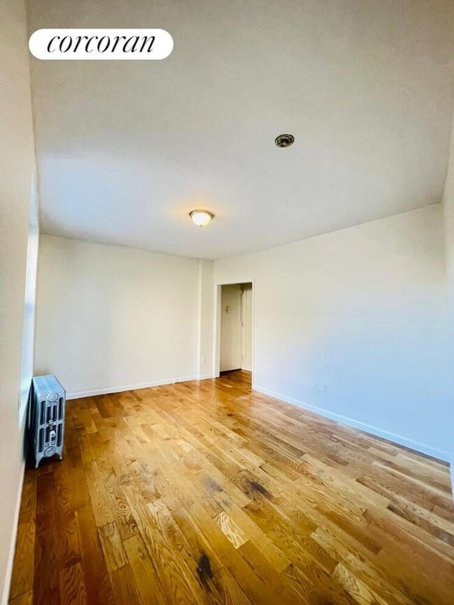 Building Photo - 180 Borinquen Pl
