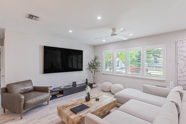 Foto del edificio - 2830 SW 5th St
