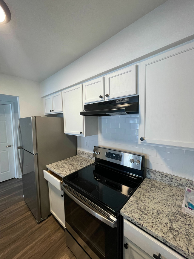 The Cliffside Apartments - Apartments in San Antonio, TX | Apartments.com