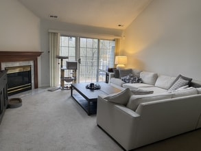 Building Photo - 7106 Normandy Dr