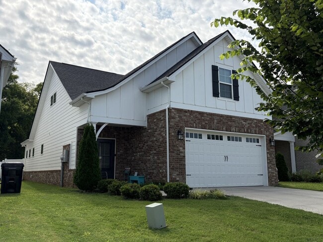 Photo - 2107 Barringer Ln House