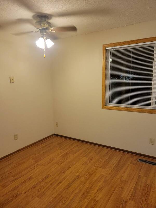 Foto del edificio - 10561 Palm St NW
