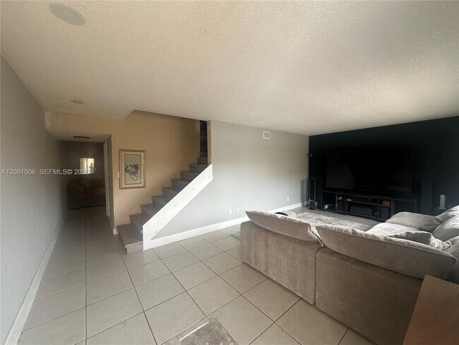 Foto del edificio - 62 Spinning Wheel Ln