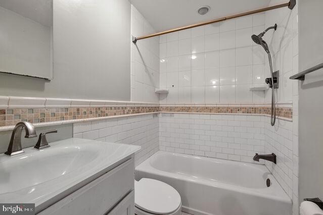 Building Photo - 19621 Sparr Spring Rd