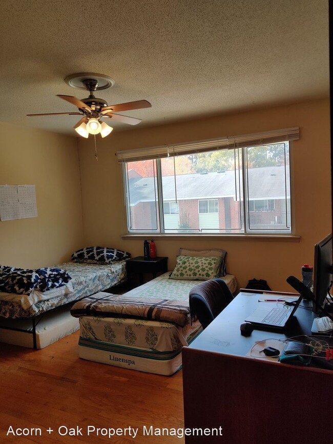 Foto del edificio - 2 br, 2.5 bath House - 2351 Champion Court